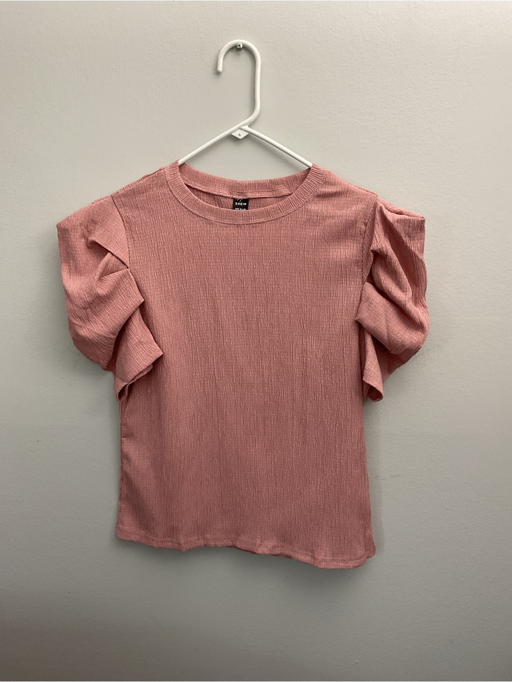SHEIN Dusty Rose Puff Sleeve Ribbed Tee